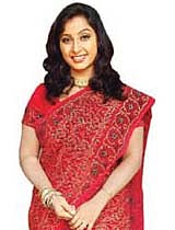 வில்​லத்​த​னம் செய்​வது சவா​லாக இருக்​கி​றது!