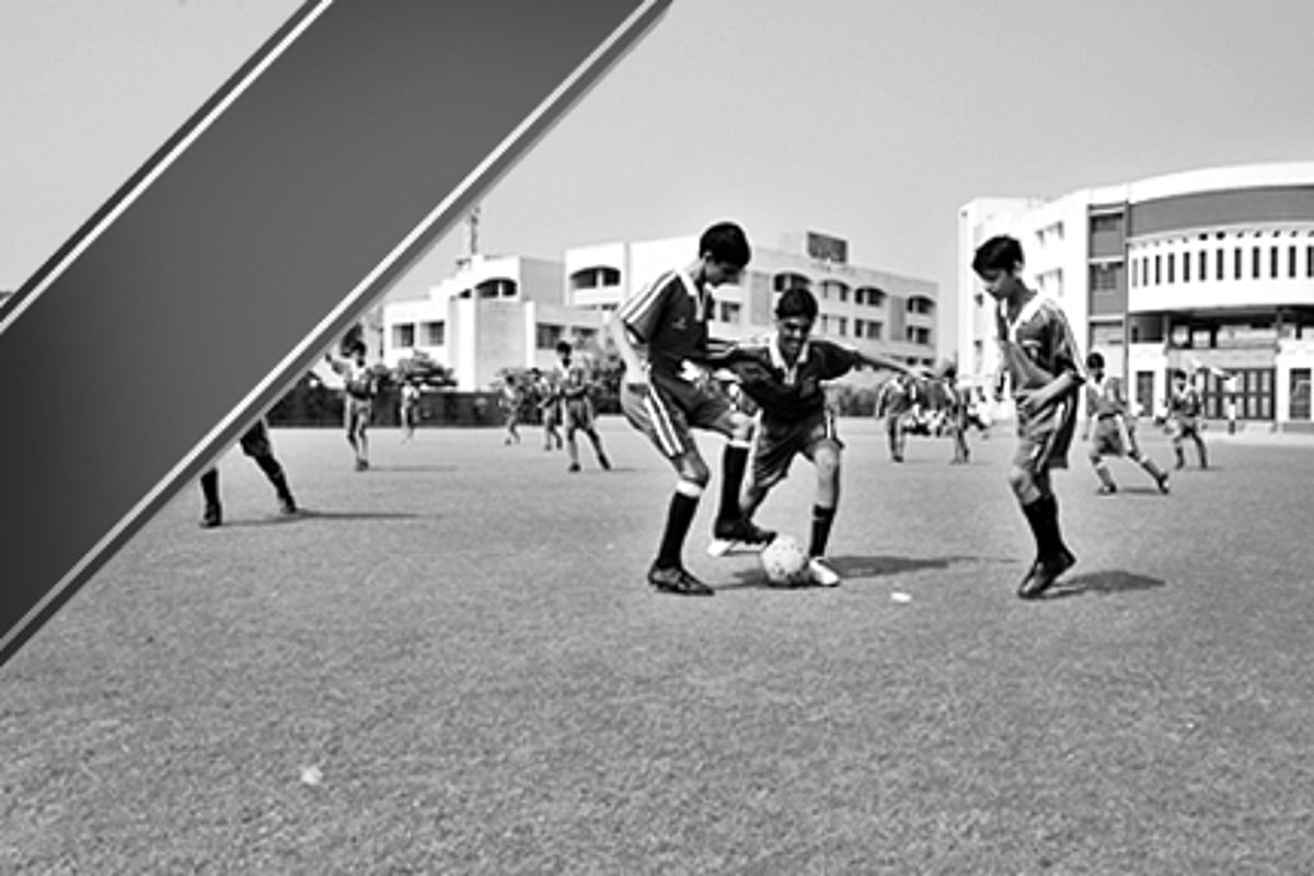 மாணவர்களுக்கு மறுக்கப்படும் விளையாட்டு