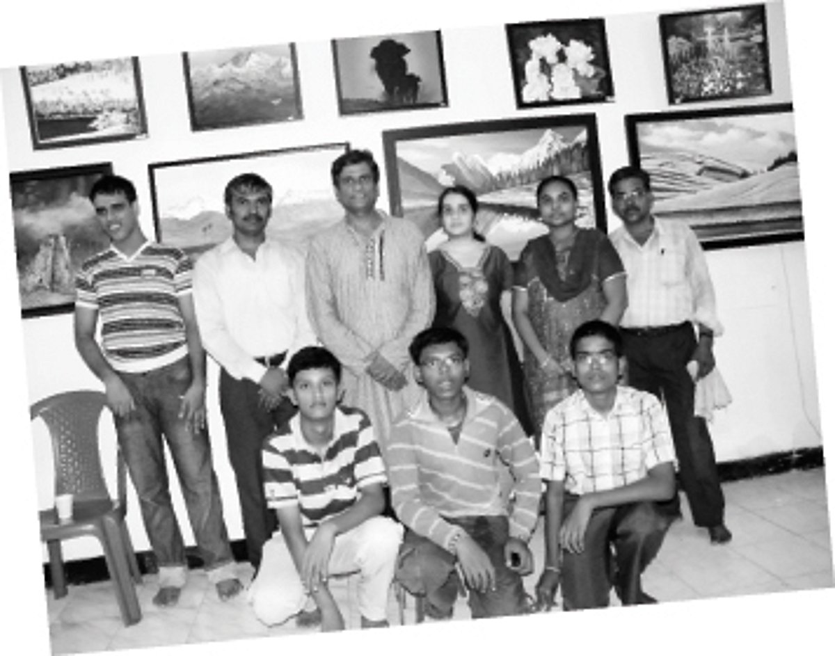 பேசா மழலைகள்; பேசும் ஓவியங்கள்!