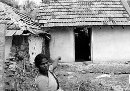 ஊராட்சித் தலைவியின் பரிதாப நிலை...!