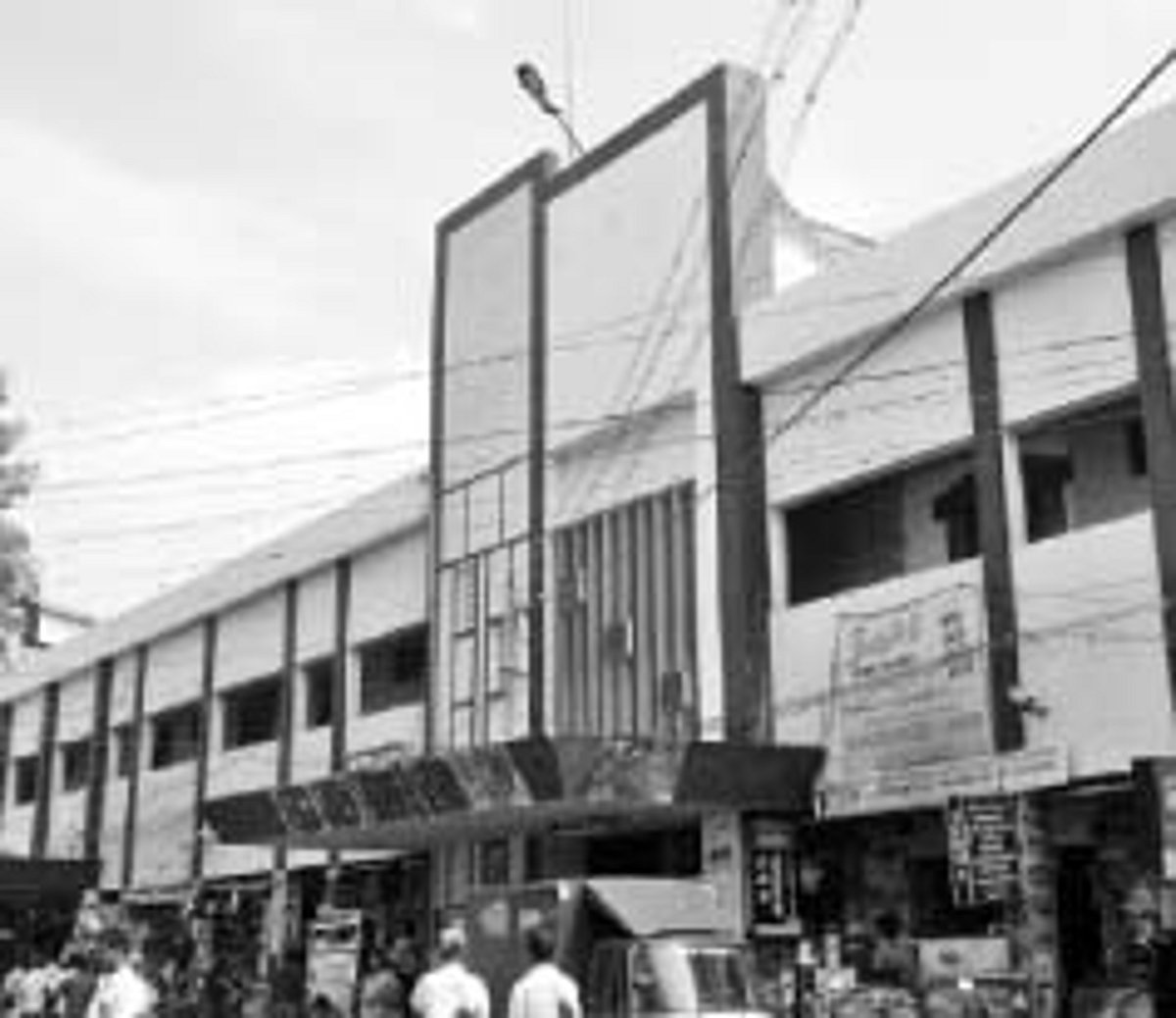 பாழாகி வரும் மாநகராட்சி தங்கும் விடுதி