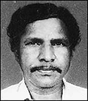 வேலியைத் தாண்டும் போலிகள்