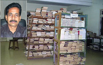 உயர்கல்​விக்கு உத​வும் கரங்​கள்!