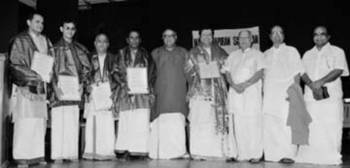 கர்நாடக இசை கிரிக்கெட் அல்ல!