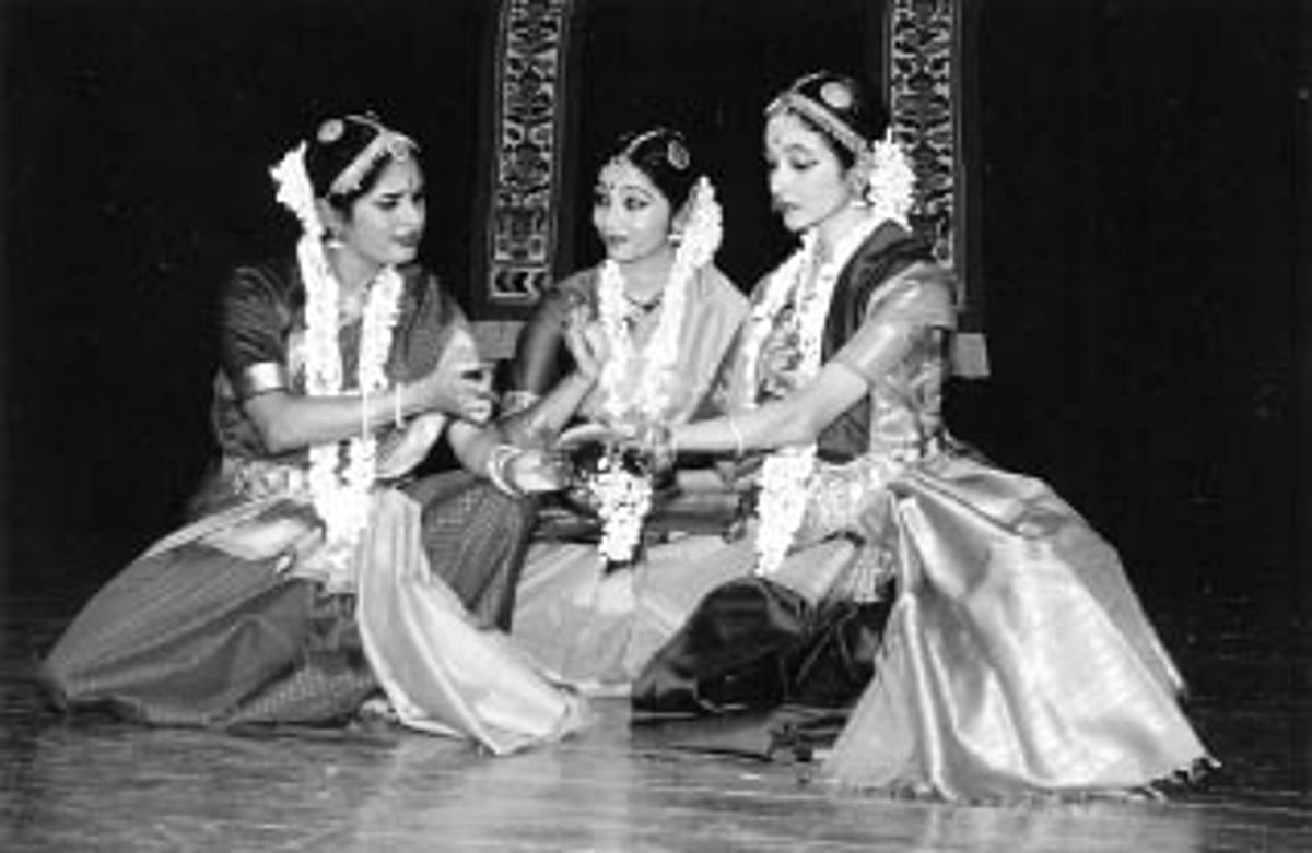 மறைந்து வரும் மரபுகள்!