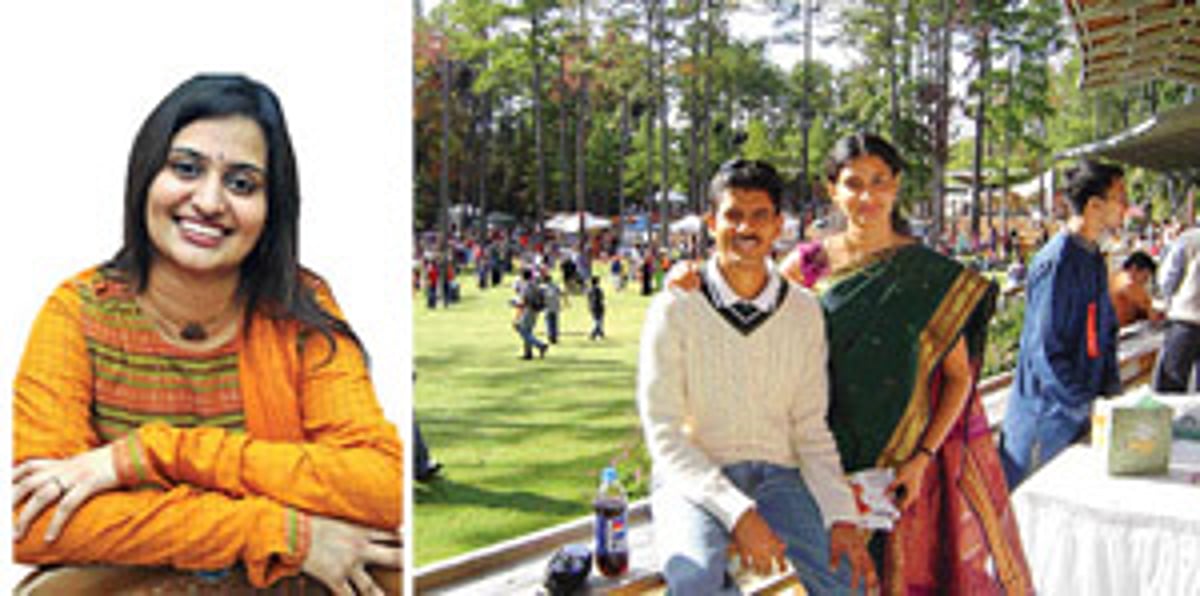 வாழ்க்கை அங்கே... மனது இங்கே...!