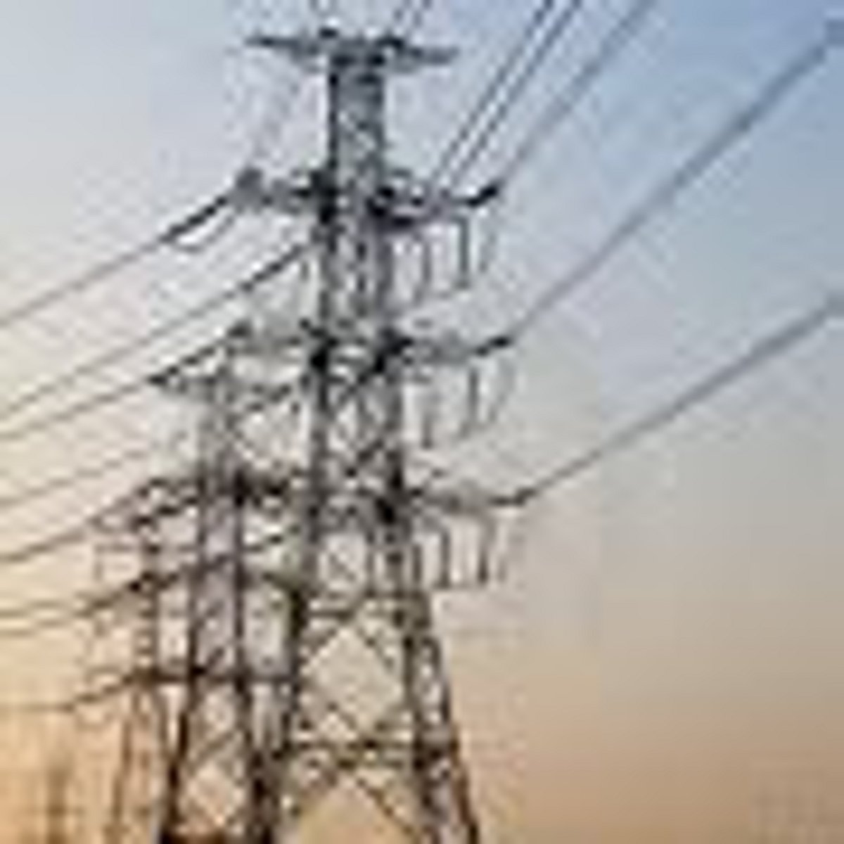 தொழிற்சாலைகள் கூடுதல் மின்சாரத்துக்கு கட்டணம் யூனிட்டுக்கு ரூ.2 உயர்வு: 2 நாளில் ஏற்க நிர்பந்தம்