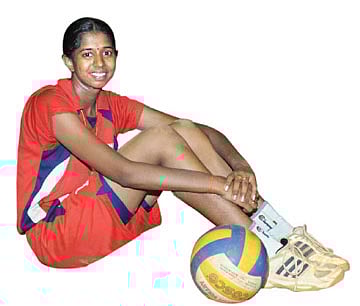 அதிரடியாய்த் தாக்கு!