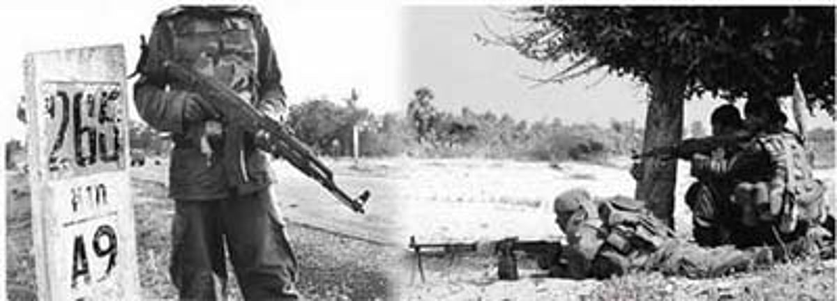 ஈழத் த மி ழ ரி ன் போராட்ட வரலாறு- 164: கிளிநொச்சி மீட்பு !