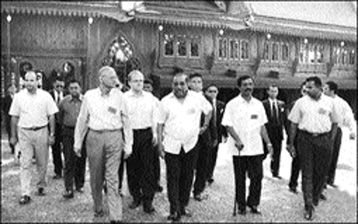 ஈழத் தமிழரின் போராட்ட வரலாறு - 172: சுயநிர்ணய உரிமை!