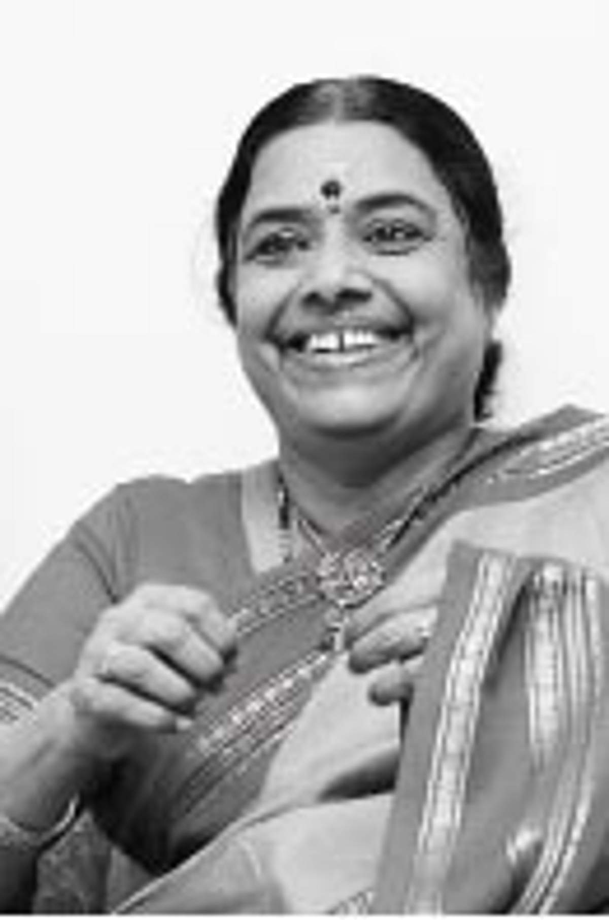 "ஒüவை என்றால் அன்னை!'