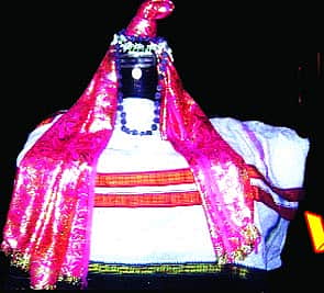 பாடுவார் பசி தீர்ப்பான்!