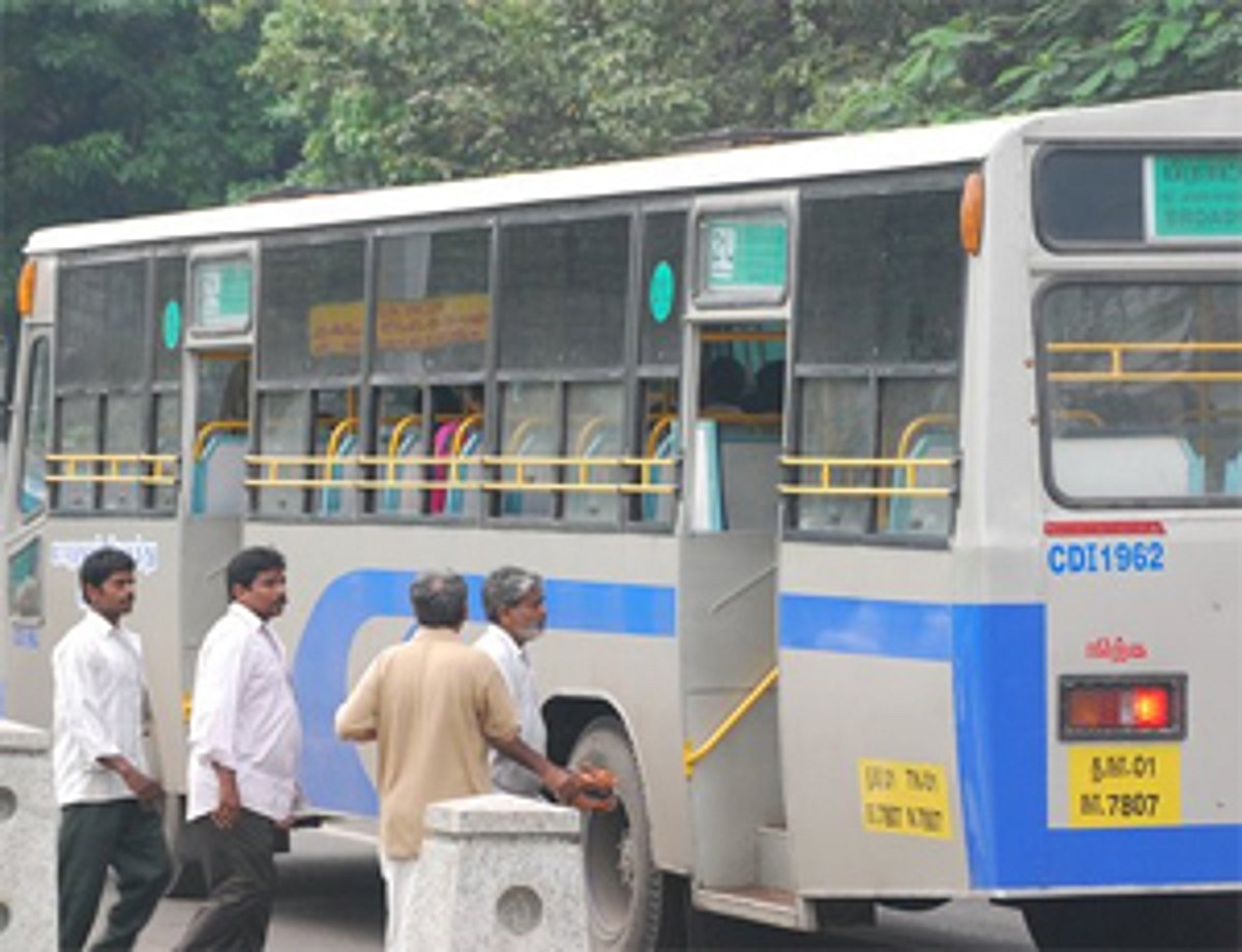 பொன்னேரி - கோயம்பேடு போதிய பஸ்கள் இல்லை