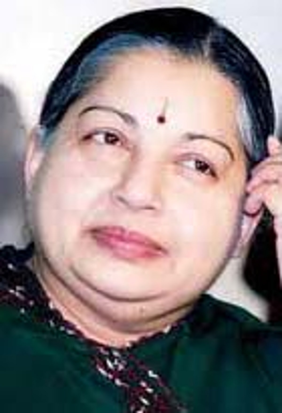 பிரம்மாஸ்திரமா, புஸ்வாணமா?