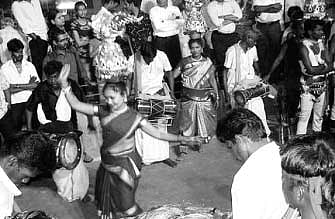 தற்கொலை தீர்வாகுமா?