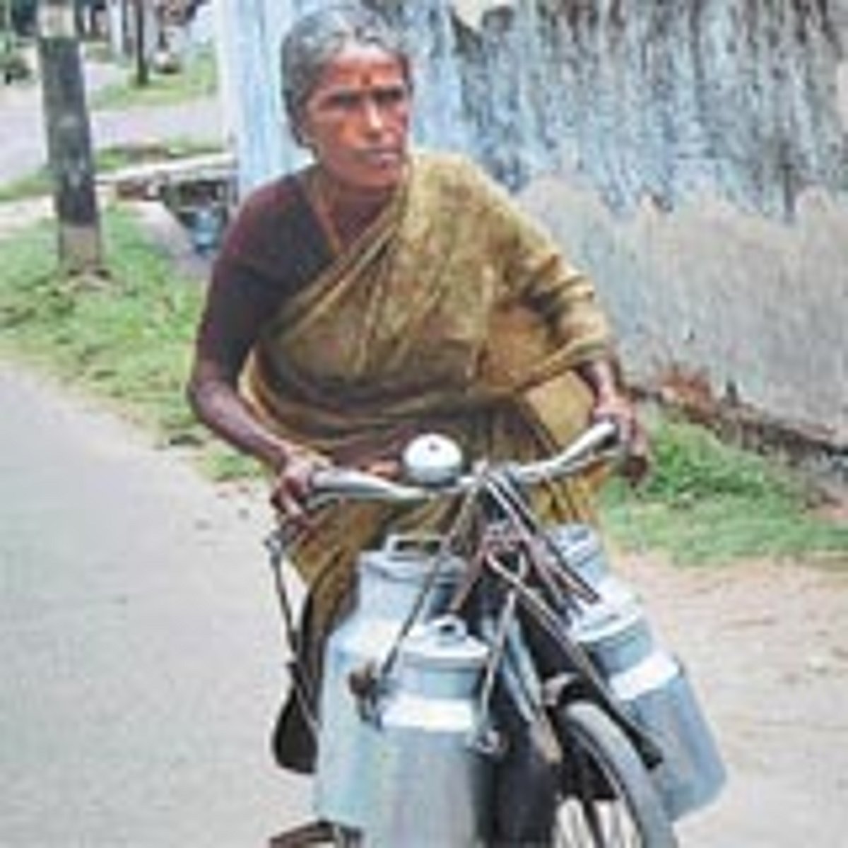 நெஞ்சம் இருக்கு துணிவாக!