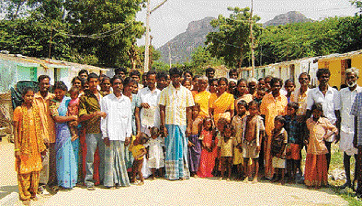 ரேஷன் கார்டு பெறாததால் நலத் திட்ட உதவிகள் கிடைக்காத நிலை