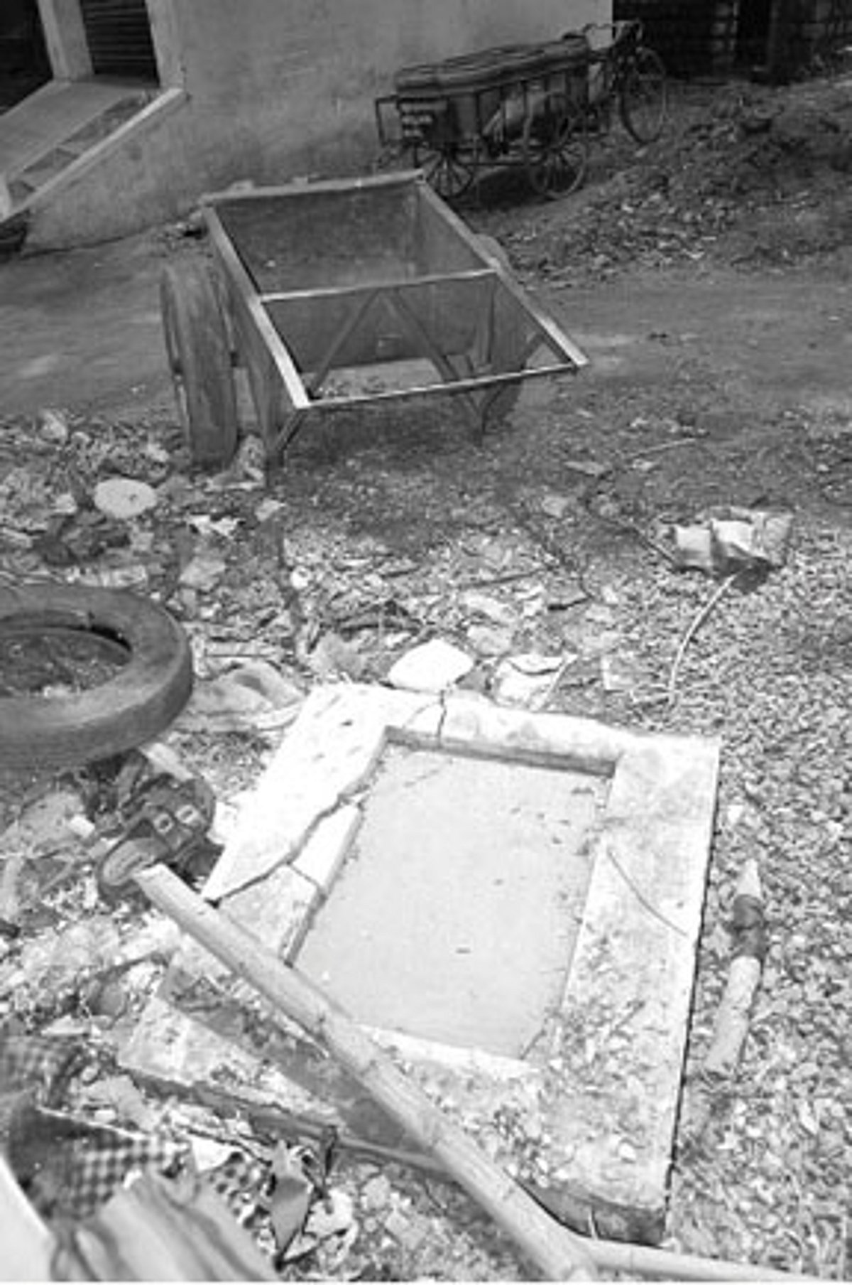 மாநகராட்சி அறையில் முடங்கிய தீரர் சத்தியமூர்த்தி சிலை!