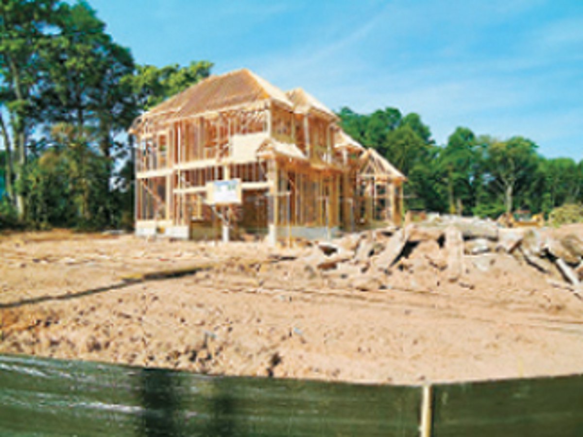 ஆப்பிள் தேசம் 21: மலைக்க வைக்கும் மர வீடுகள்