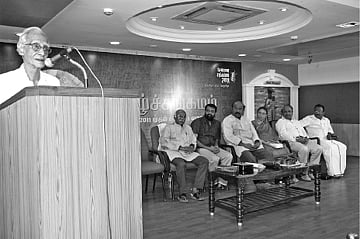 படைப்பவனே மேலானவன்!