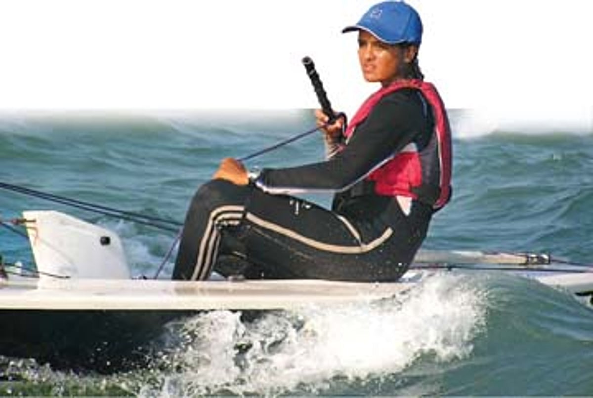 பாய்மரப் பாவை!