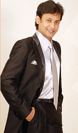 தென்றல் வீசுது! ஊரே பேசுது!