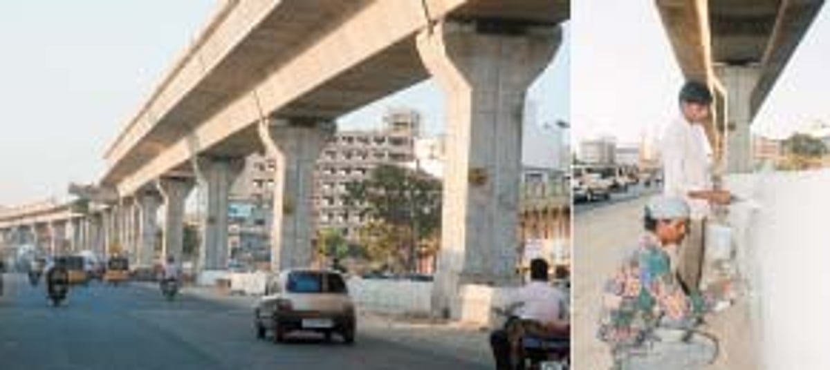 வண்ணமயமாகும் மெட்ரோ ரயில் தூண்கள்!