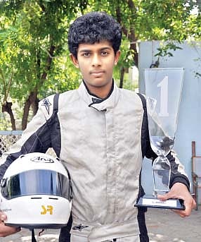 சூரியனுக்கு தேர்! சூர்யாவுக்கு கார்!!