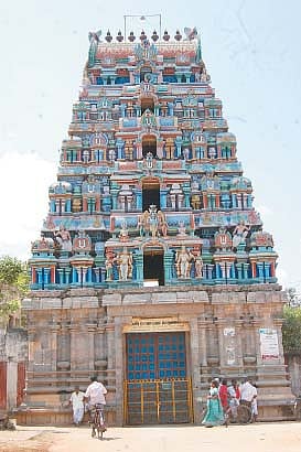 பாதுகாப்பும், பராமரிப்பும் இல்லாத வீரநாராயணப் பெருமாள் கோயில்