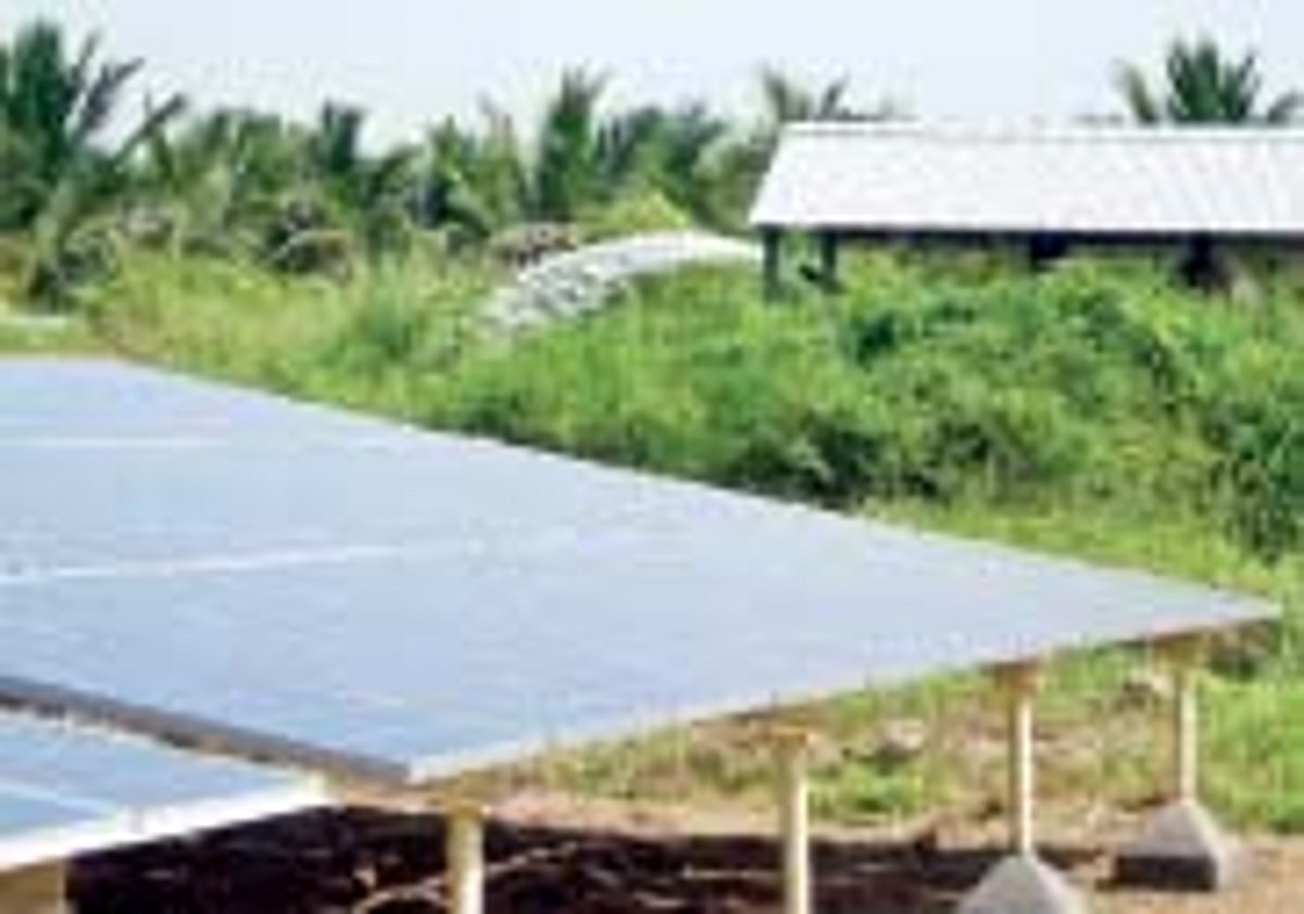 சூரிய ஒளி மின்சாரம் மூலம் பாசனத்துக்கு தடையில்லாமல் தண்ணீர்!