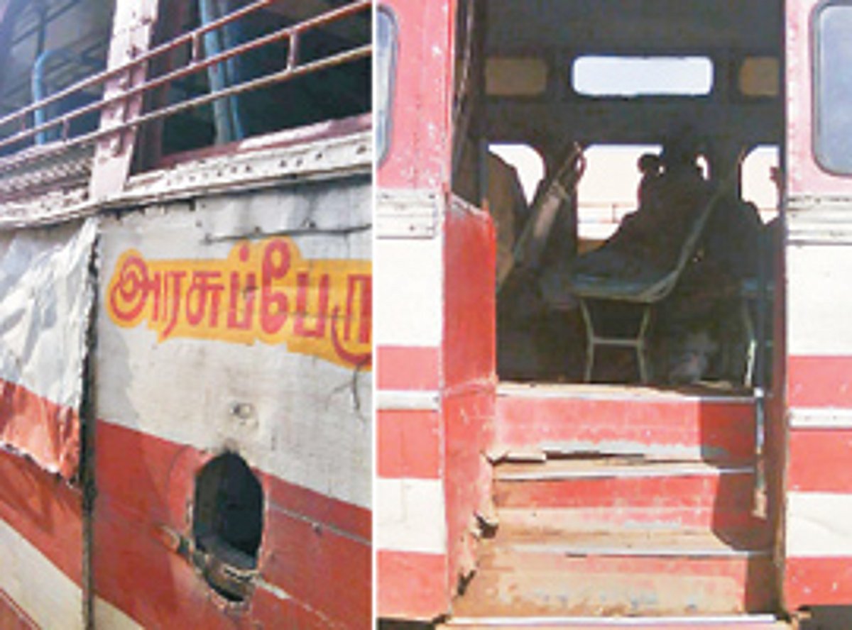 பொன்னேரியில் இருந்து இயக்கப்படும் ஓட்டை உடைசல் பஸ்களால் மக்கள் அவதி