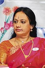 முகங்கள்: 65 பெண்கள் எழுதும் ஒரு புத்தகம்!