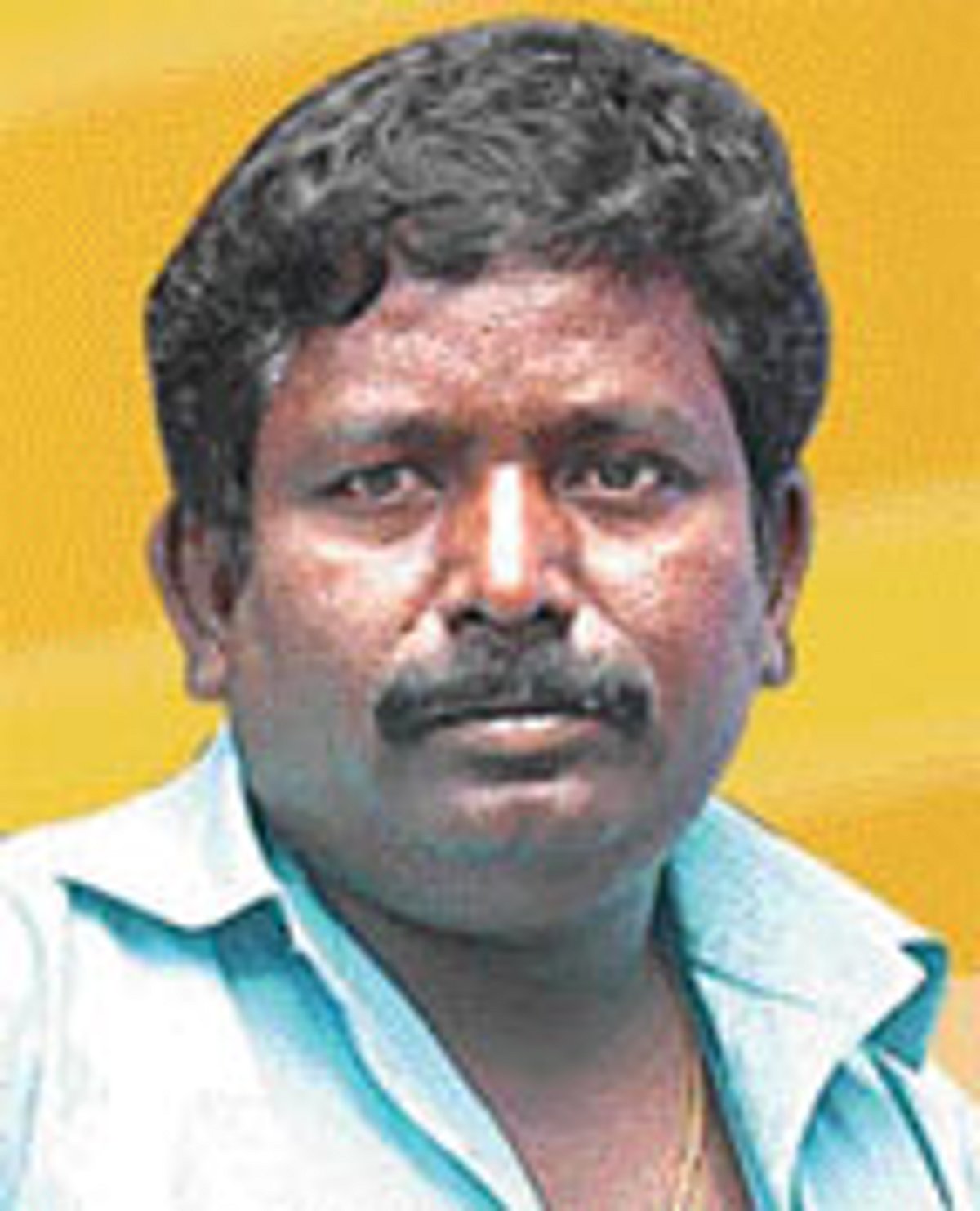 பிரபலங்களின் கிராமங்கள்: வேட்டை சமூகத்தின் நிழல் - இயக்குநர் ராசுமதுரவன்