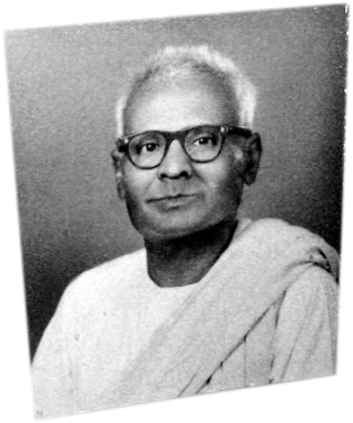 வறுமையில் வாடும் பெருமழைப் புலவரின் வாரிசுகள்