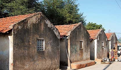 வெளிச்சத்துக்கு வருமா இவர்களின் வாழ்க்கை?