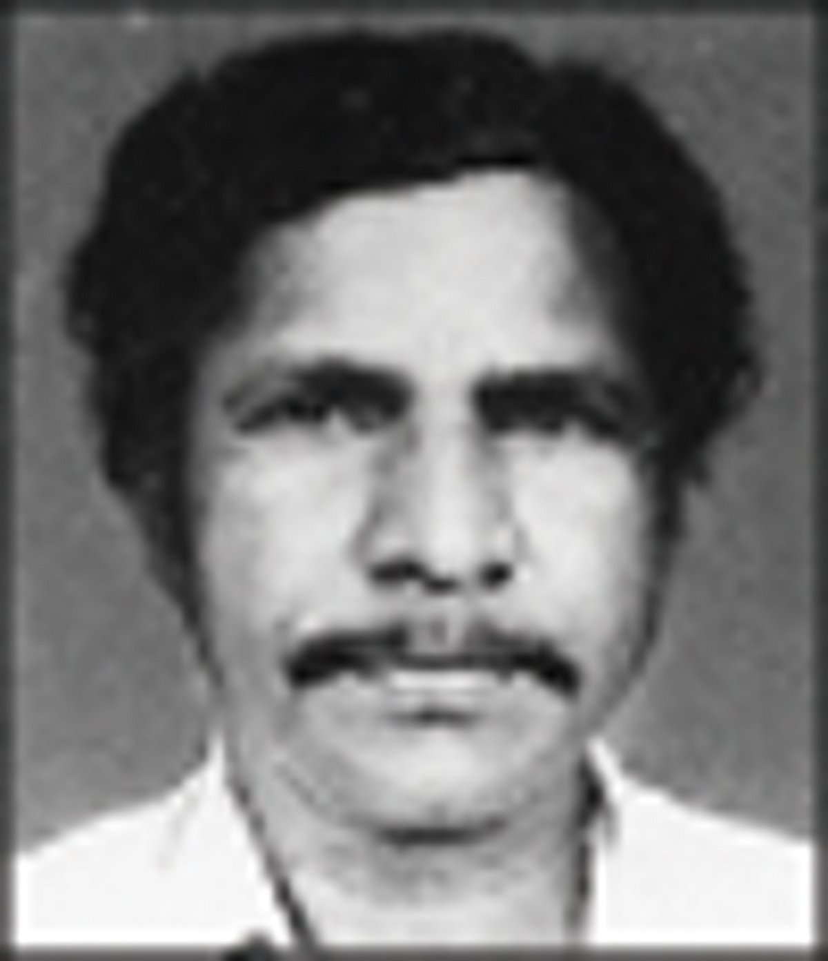 இதுதான் மக்களாட்சியின் மாண்பா?