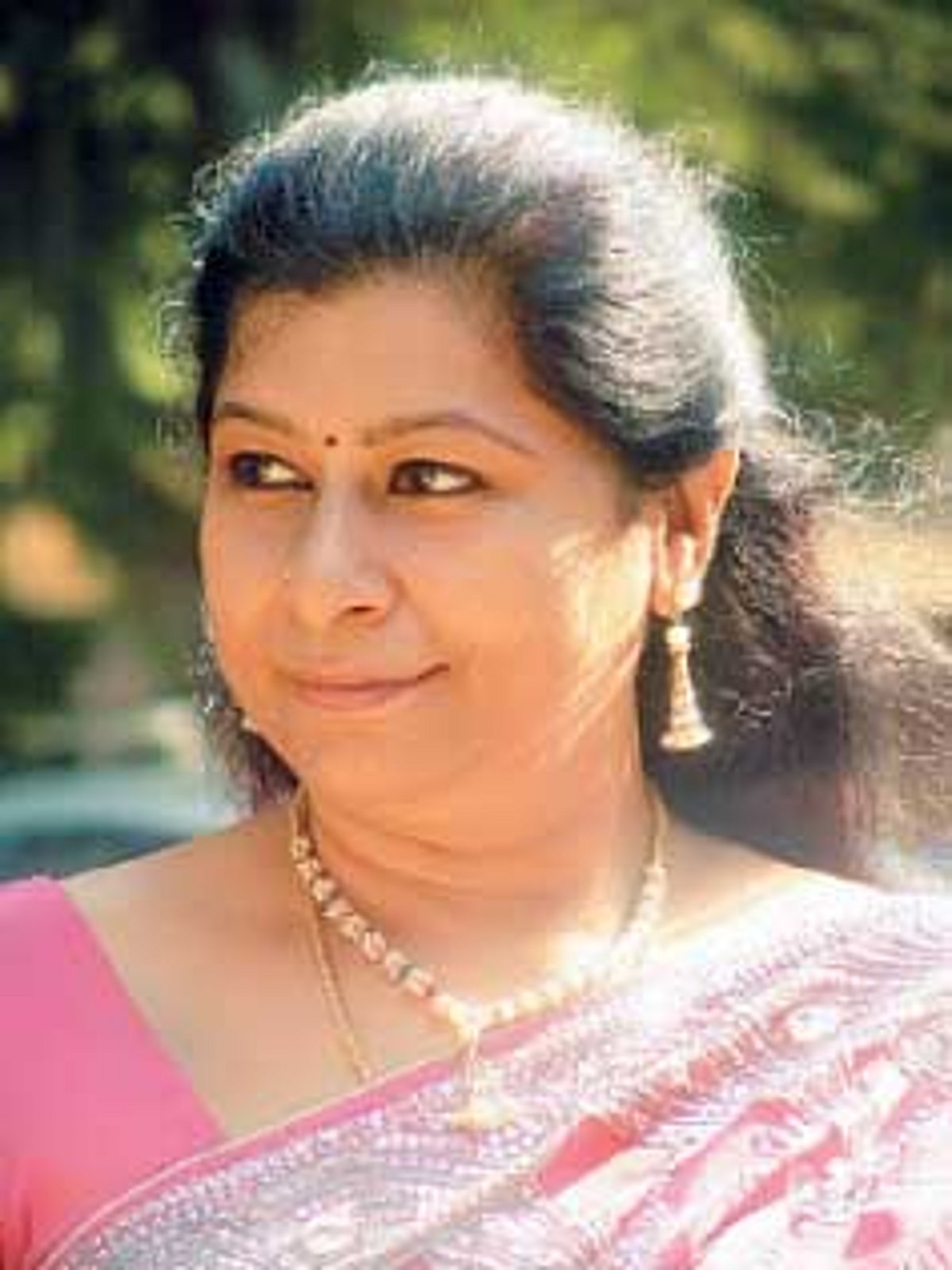 வேலைவாய்ப்பு: படித்தால் மட்டும் போதாது!