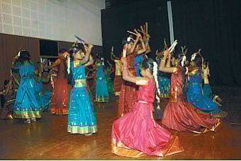 சேவை: திறமைகளின் களஞ்சியம்!