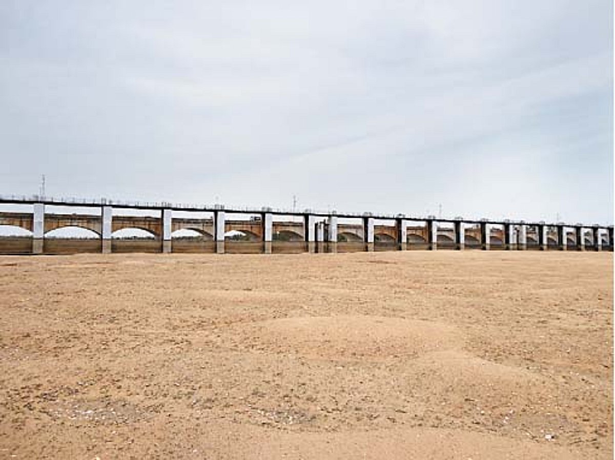 50 ஆண்டுகளுக்குப் பிறகு வறண்டது கீழணை