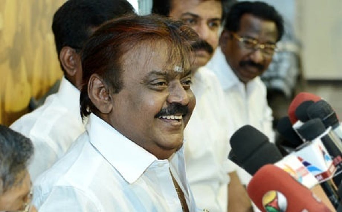 ஜெயலலிதாவுக்கு பெருந்தன்மை இல்லை: ஆண்டாள் கோயிலில் விஜயகாந்த்தின் அரசியல் பேச்சு!