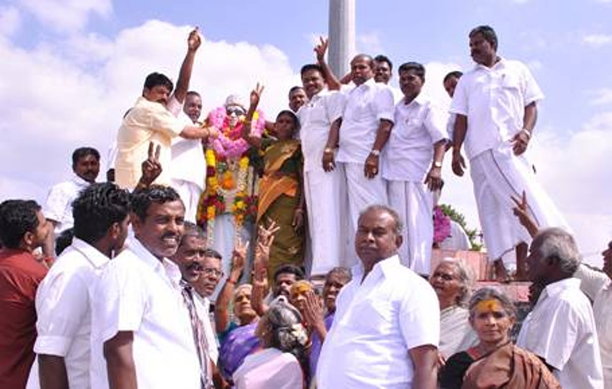 ஸ்ரீவிலி.யில் எம்.ஜி.ஆர். பிறந்தநாள் விழா கோலாகலம்