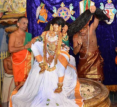 ஸ்ரீவிலி. ஸ்ரீஆண்டாள் மார்கழி நீராட்டு (எண்ணெய்காப்பு) உற்சவம் தொடக்கம்