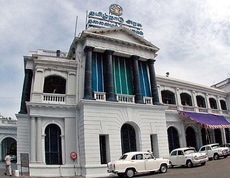 புனித ஜார்ஜ் கோட்டை உள்பட பழமையான கட்டடங்களுக்கு வரைபடங்கள் தயாரிப்பு