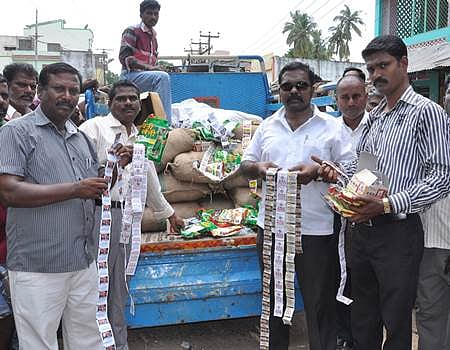 ரூ.10லட்சம் மதிப்புள்ள பான்பராக், குட்கா உள்ளிட்ட பொருள்கள் பறிமுதல்
