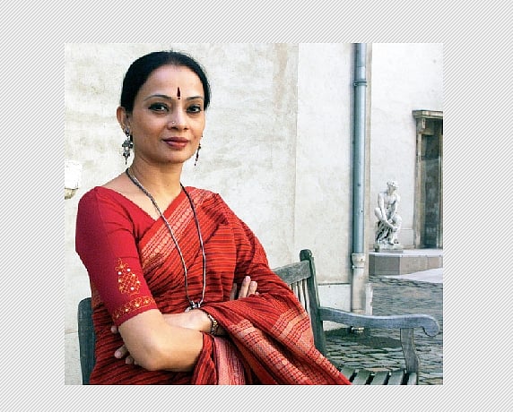 மாளவிகா சருக்கையின் டாகுமென்டரி!