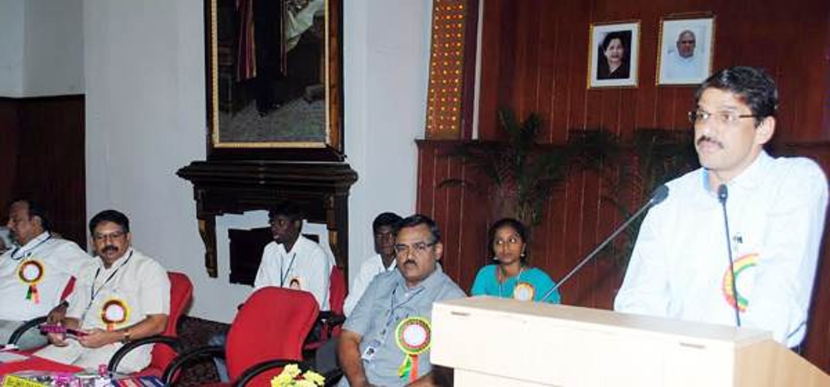 ஆசிரியர் பணி, அறப்பணியாகும்: ஷிவ்தாஸ்மீனா