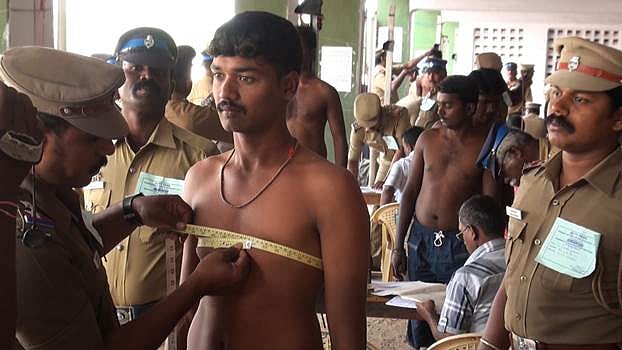 விருதுநகரில் இளைஞர் காவல் சிறப்பு படைக்கு உடற்திறன் தகுதி தேர்வு