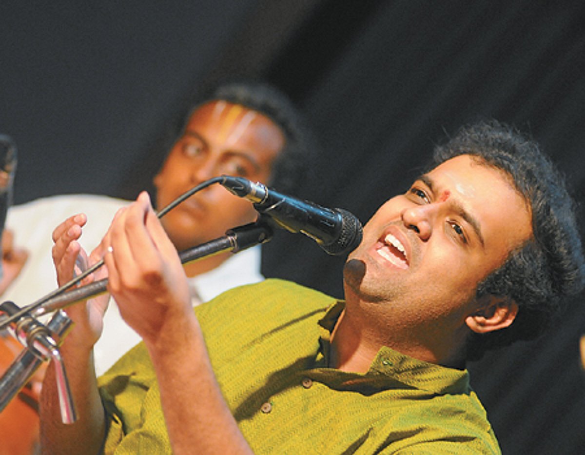 வம்சாவளி அப்படி...