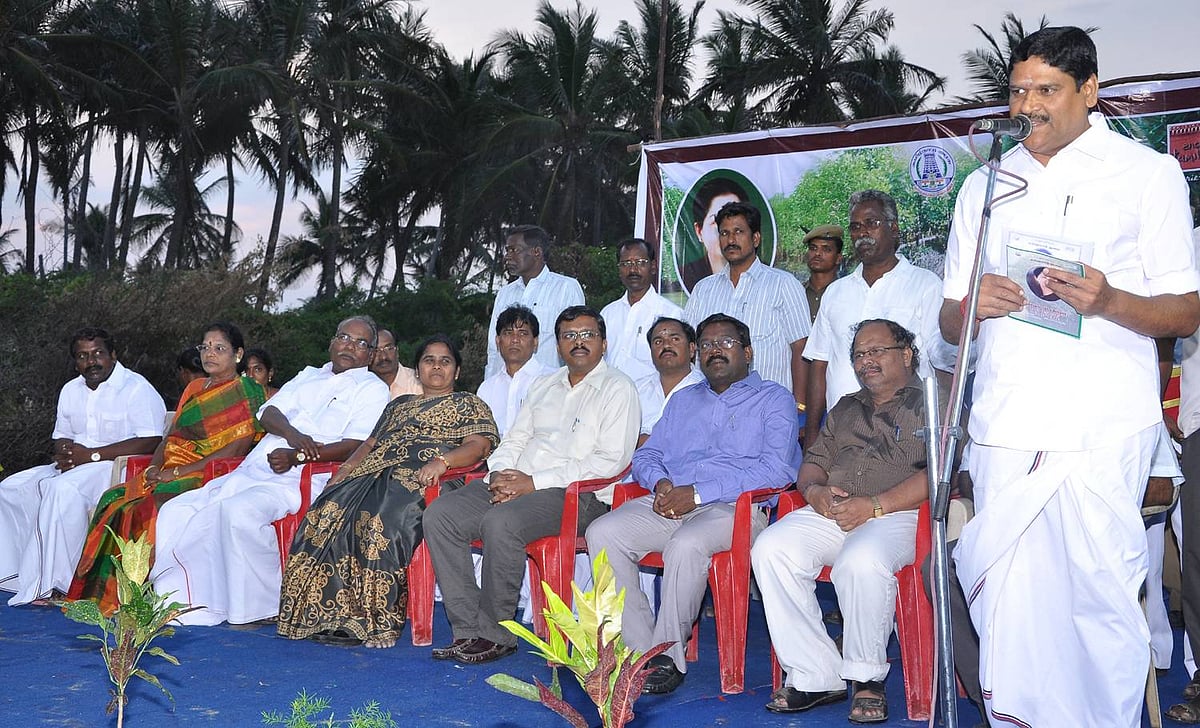 பிச்சாவரம் எம்ஜிஆர் திட்டில் விடியல் விழா! அமைச்சர் எம்.சி.சம்பத் பங்கேற்று தொடங்கி வைத்தார்