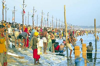 இன்றுடன் நிறைவடைகிறது கும்பமேளா: ஒரு கோடி பக்தர்கள் புனித நீராடுவார்கள் என எதிர்பார்ப்பு!